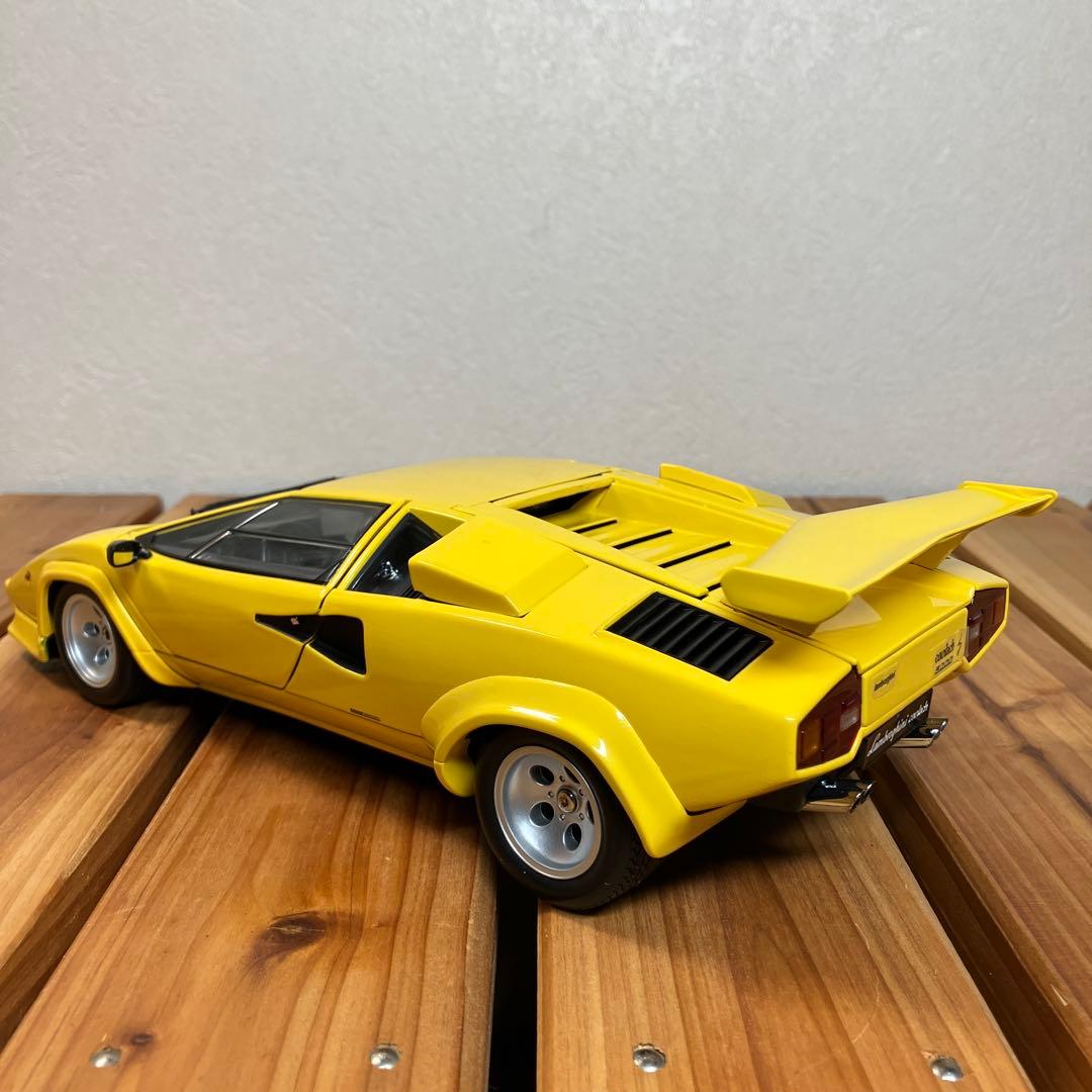 京商 1/18 ランボルギーニ カウンタック LP5000S Yellow