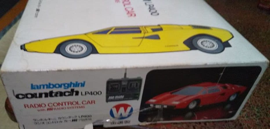 ランボルギーニカウンタックLP400