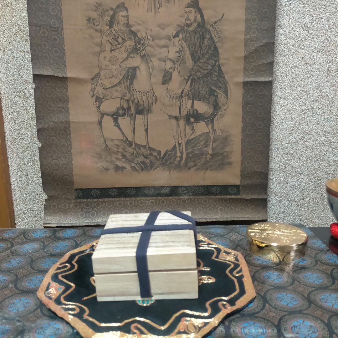 純銀製の聖杯