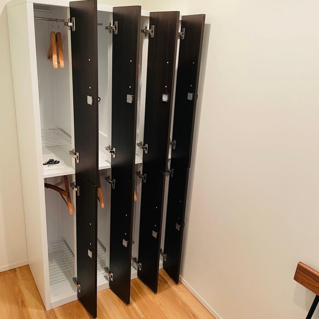 【美品】業務用ロッカー 8扉 鍵付き キャビネット 幅91×奥行55×高さ179