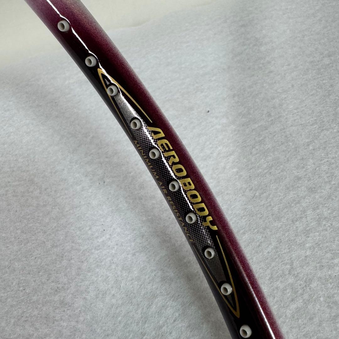 希少 廃版モデル YONEX AEROTUS100 バドミントン　ラケット