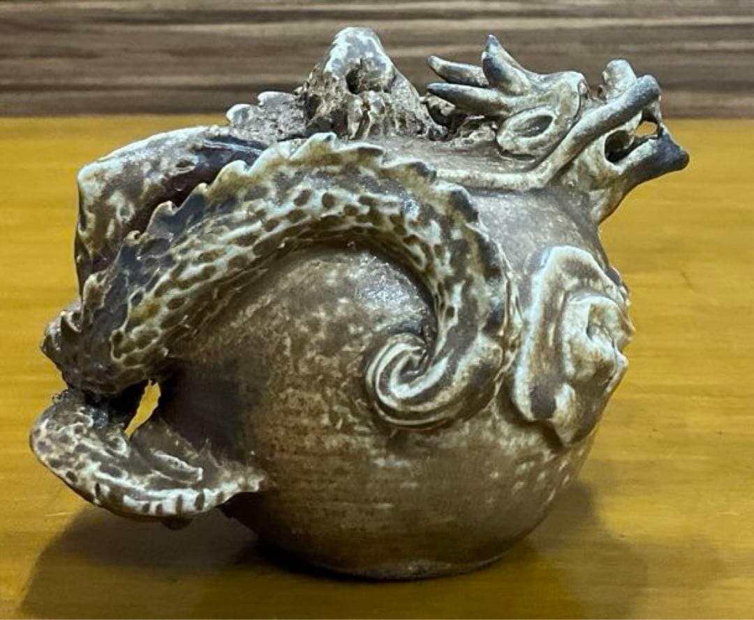 水滴　茶道具　備前焼　龍　石田安弘作　共箱・共布付き