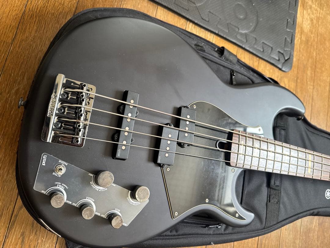 Yamaha bb734a ベース
