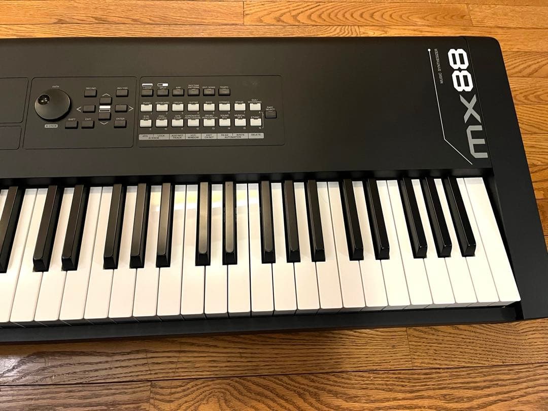 YAMAHA MX88 シンセサイザー