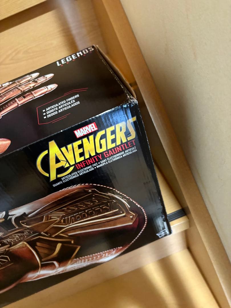 ハズブロ マーベルレジェンズ アベンジャーズ マーベルレジェンド ガントレット