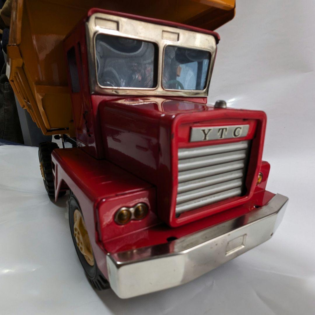 レトロ　米澤玩具（株）ブリキのダンプカー　長さ380×幅160×高さ195
