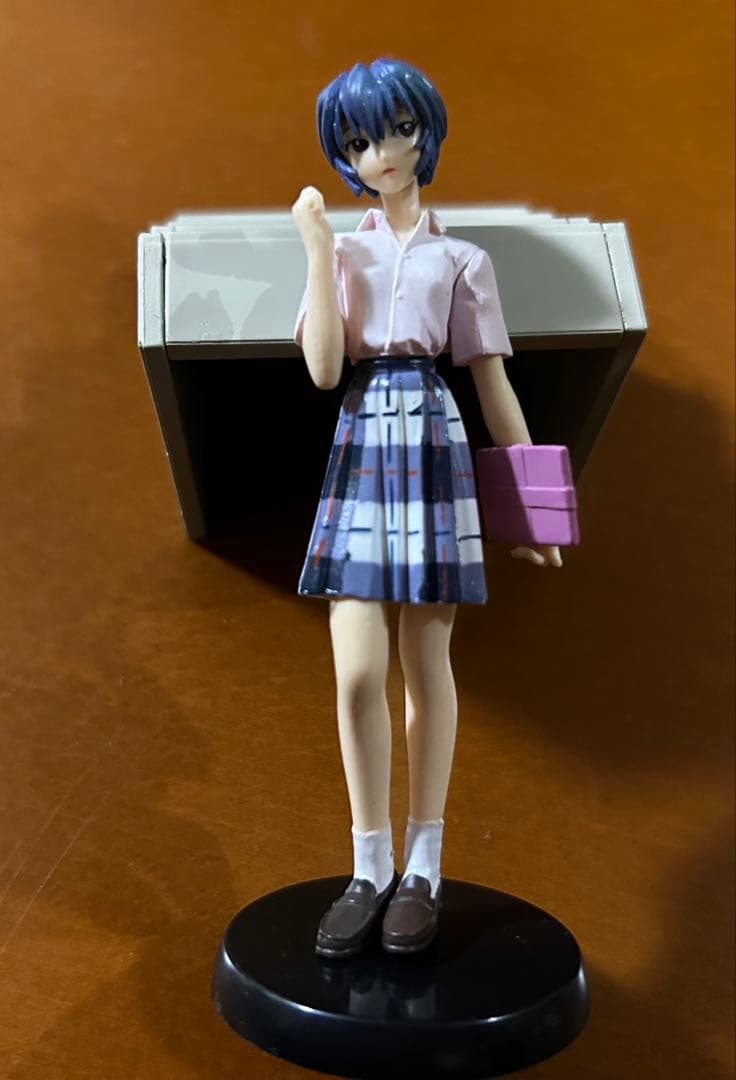 A310V6改 葛城ミサト専用車1/20と関連フィギュア5体セット