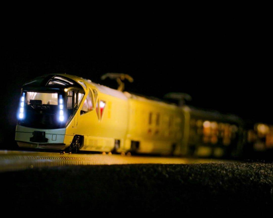 TOMIX E001形「TRAIN SUITE 四季島」【新品,未使用品】
