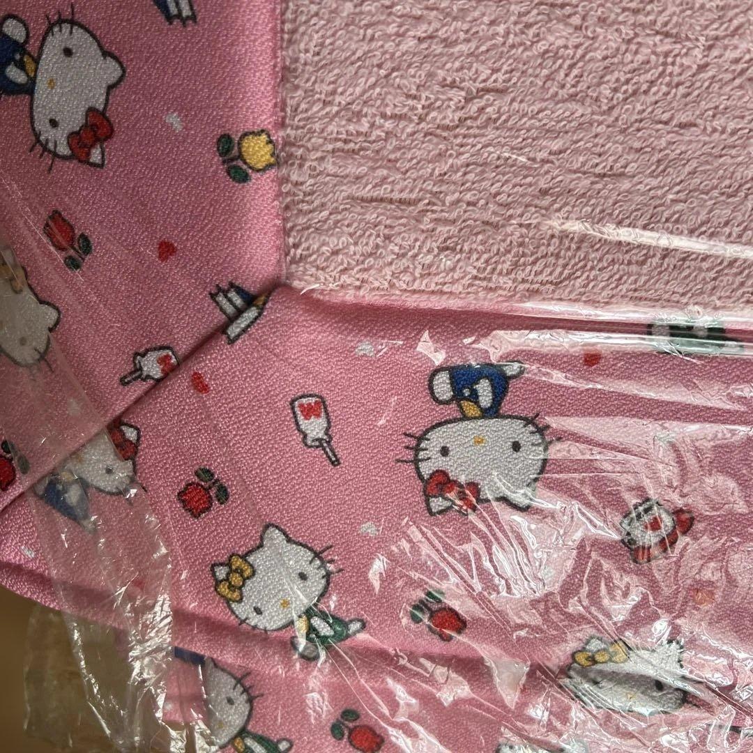 サンリオ⭐︎ハローキティ ピンク⭐︎カーペットルームマット130×185cm⭐︎新品
