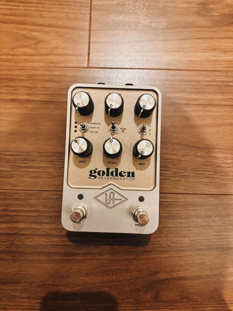 ギター Universal Audio UAFX Golden Reverberator