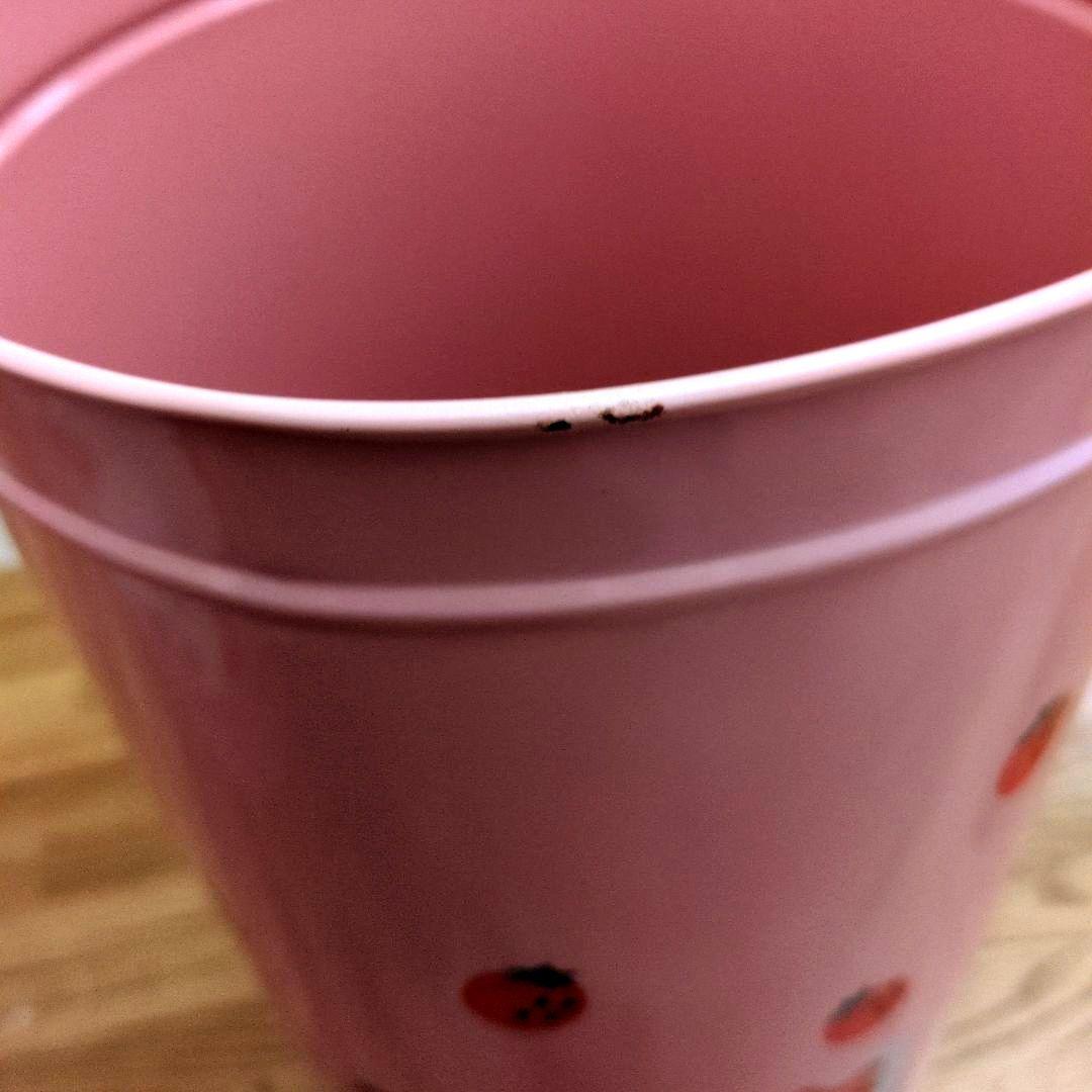 【新品】昭和レトロ　ハローキティ　キティちゃん　スチール缶　ゴミ箱