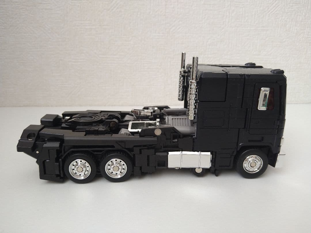 トランスフォーマー MP-49 ブラックコンボイ マスターピース