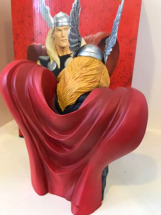 マーベル マイティー・ソー バストスタチュー フィギュア【限定品】