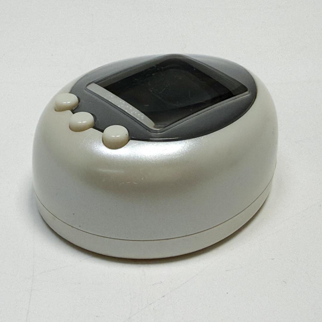 Tamagotchi たまごっち プラスカラー ホワイト