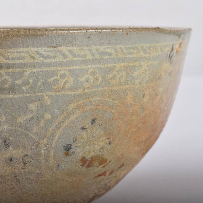 朝鮮美術　李朝　高麗青磁　象嵌花文　大茶碗　時代箱付　M　R8448