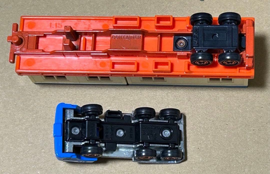 ロングトミカ L15 いすゞ V12 ハウストレーラー