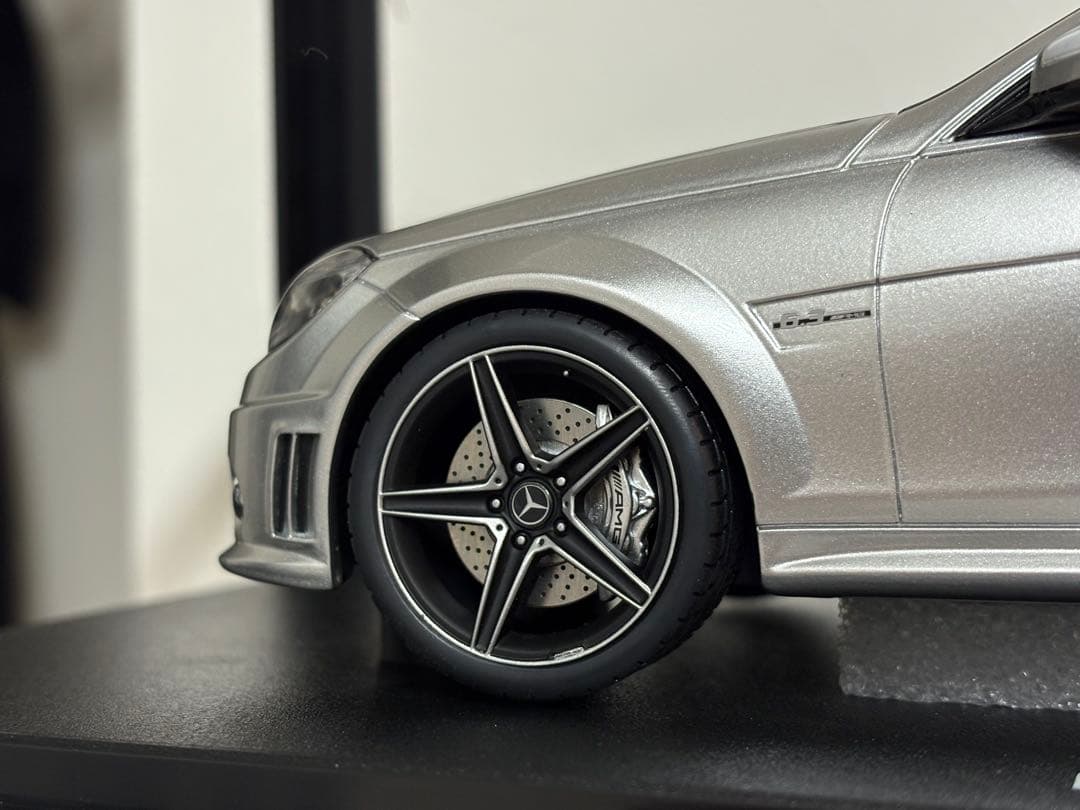 GTスピリット 1/18 メルセデスベンツ C63 AMG 2008 シルバー