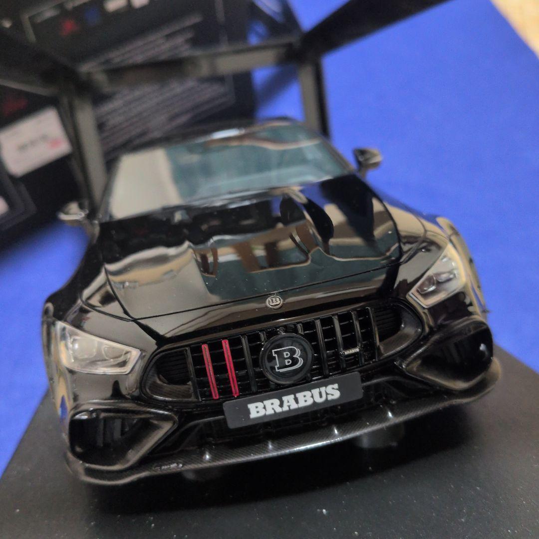 ミニカー GT SPRIT 1/18 BRABUS 930