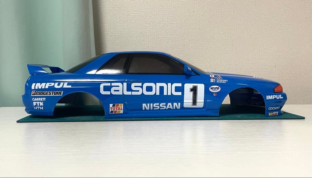 タミヤラジコンボディ　R32 カルソニックGTR