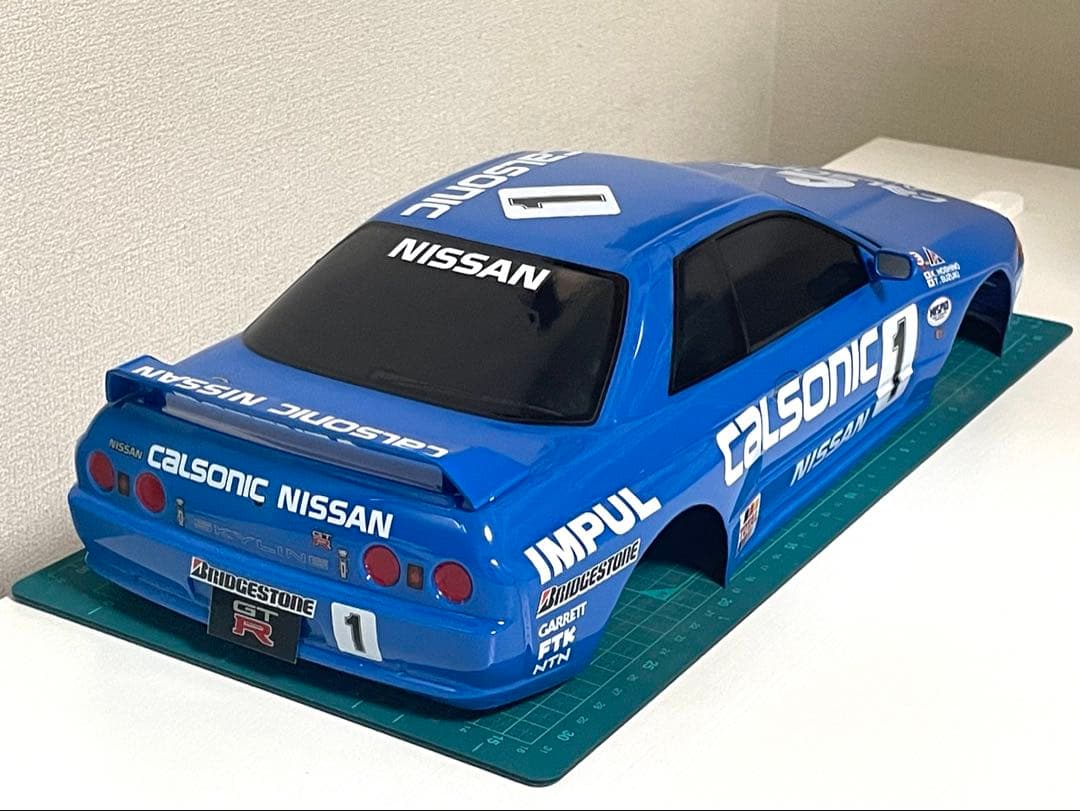 タミヤラジコンボディ　R32 カルソニックGTR
