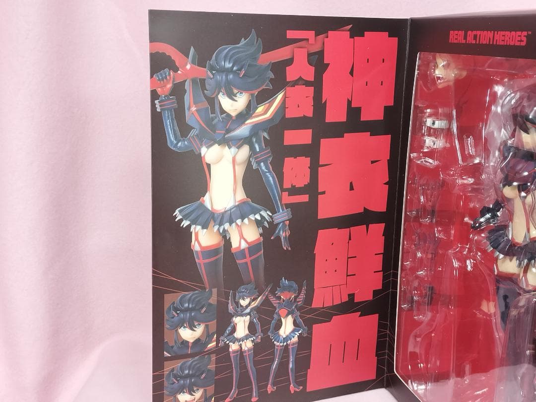 【未開封 美品】纏流子 神衣鮮血ver　初回生産限定「片太刀鋏 武滾流猛怒」付属