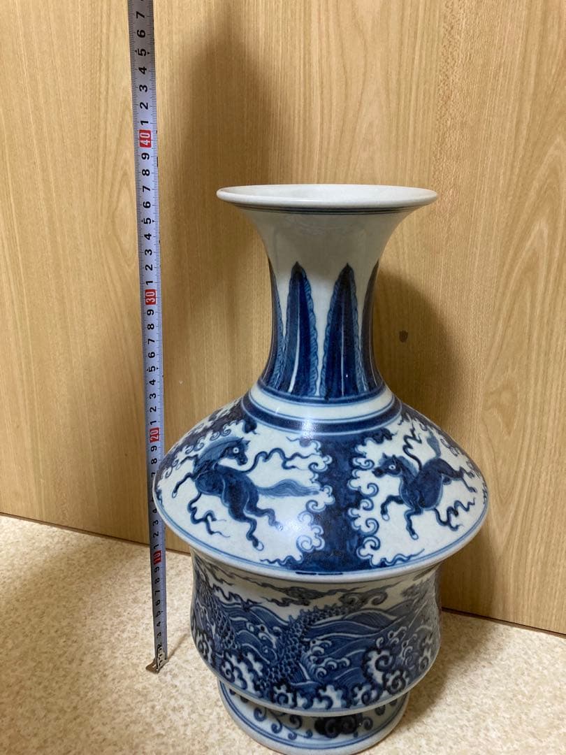 中国骨董／青白磁の馬と龍の花瓶／大明永樂年製／高さ約37 cm