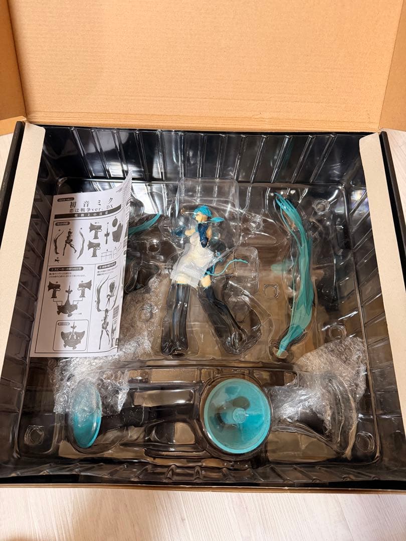 美品 初音ミク 恋は戦争Ver. DX 1/8 完成品 フィギュア