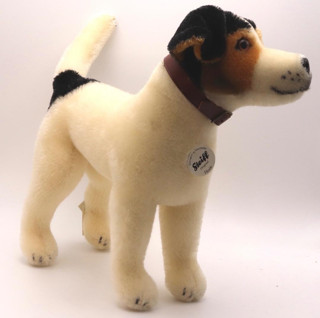 Steiff ジャックラッセル・テリア 犬のぬいぐるみ