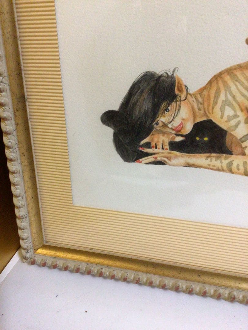 額 女豹に黒猫