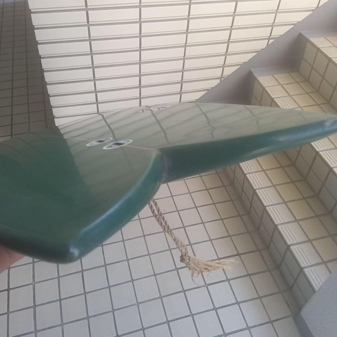 大阪　インドネシア　フィッシュテール　 緑　グリーン　サーフボード　ファンボード