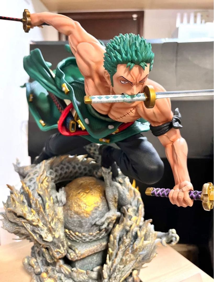 ワンピース　ロロノア・ゾロ　ガレージキット　フィギュア　完成品
