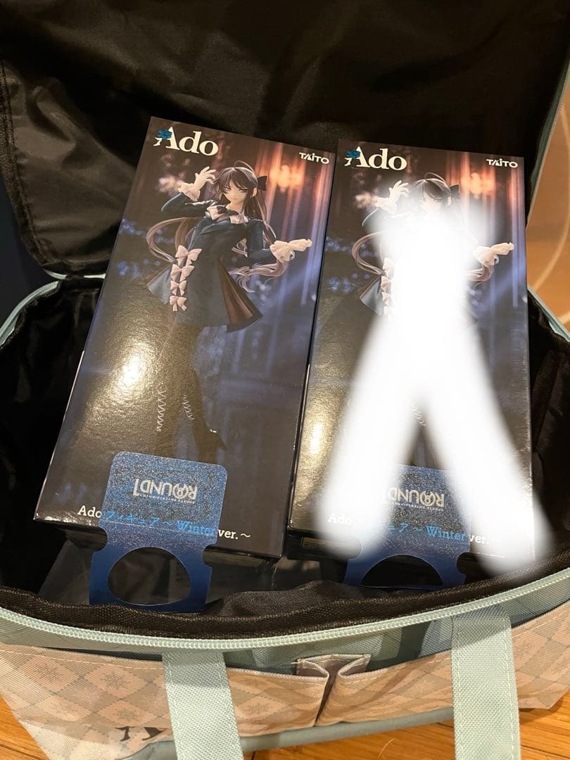 Ado フィギュア　収納BOX ラウンドワン　セット