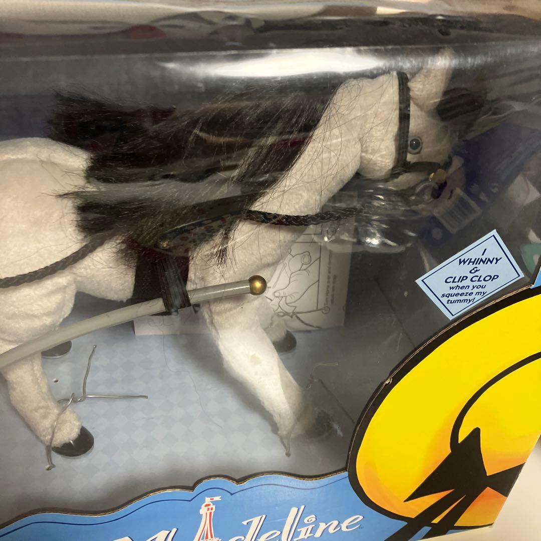 【新品】マドレーヌちゃん　馬車