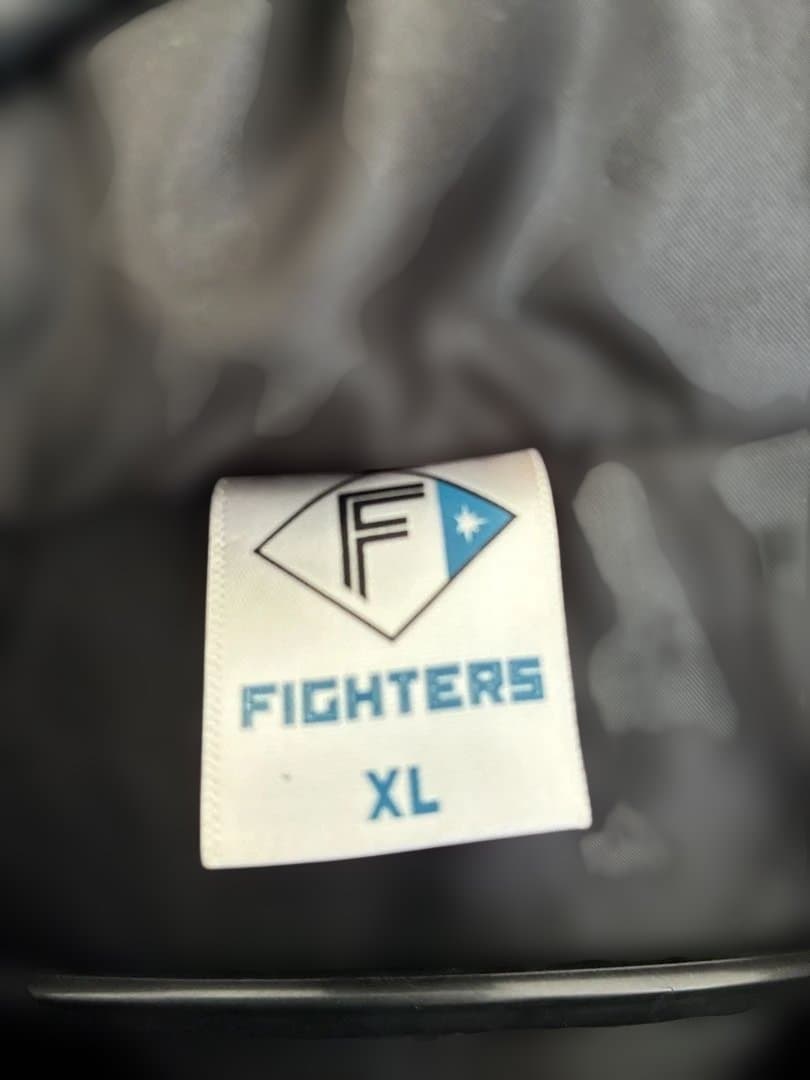 北海道日本ハムファイターズ Fanatics ハーフジャンパーXL