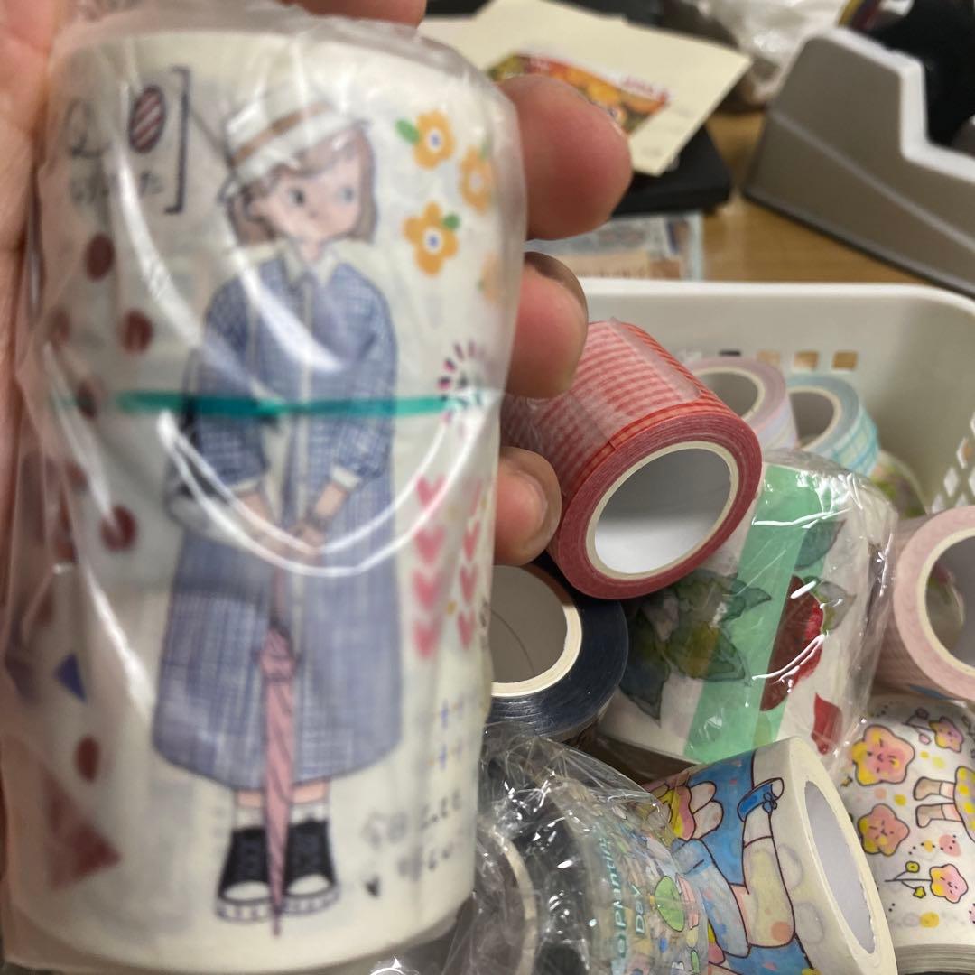 カラフルなデザインのマスキングテープセット
