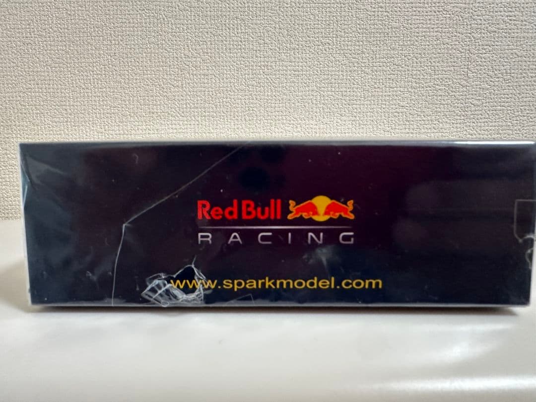 ミニカー Red Bull Racing Honda RB16B No.33 1/43