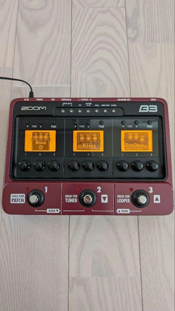 美品！　ZOOM　B3　マルチエフェクター　ベース用　付属品完備