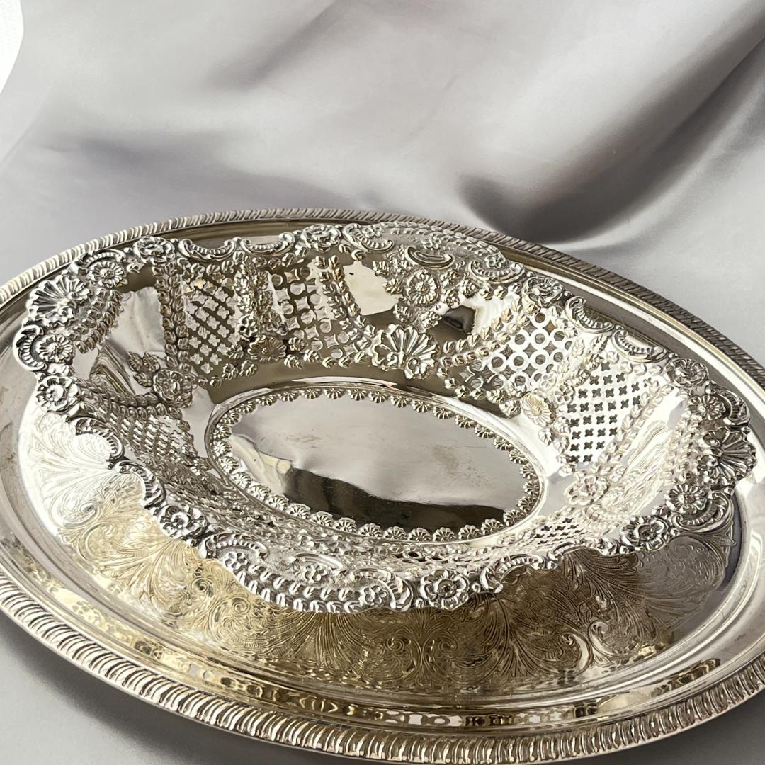 【Thomas Russell & Co】 ビクトリアンのフルーツスタンド