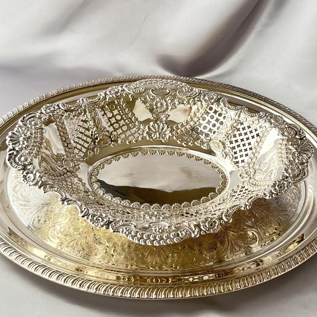 【Thomas Russell & Co】 ビクトリアンのフルーツスタンド