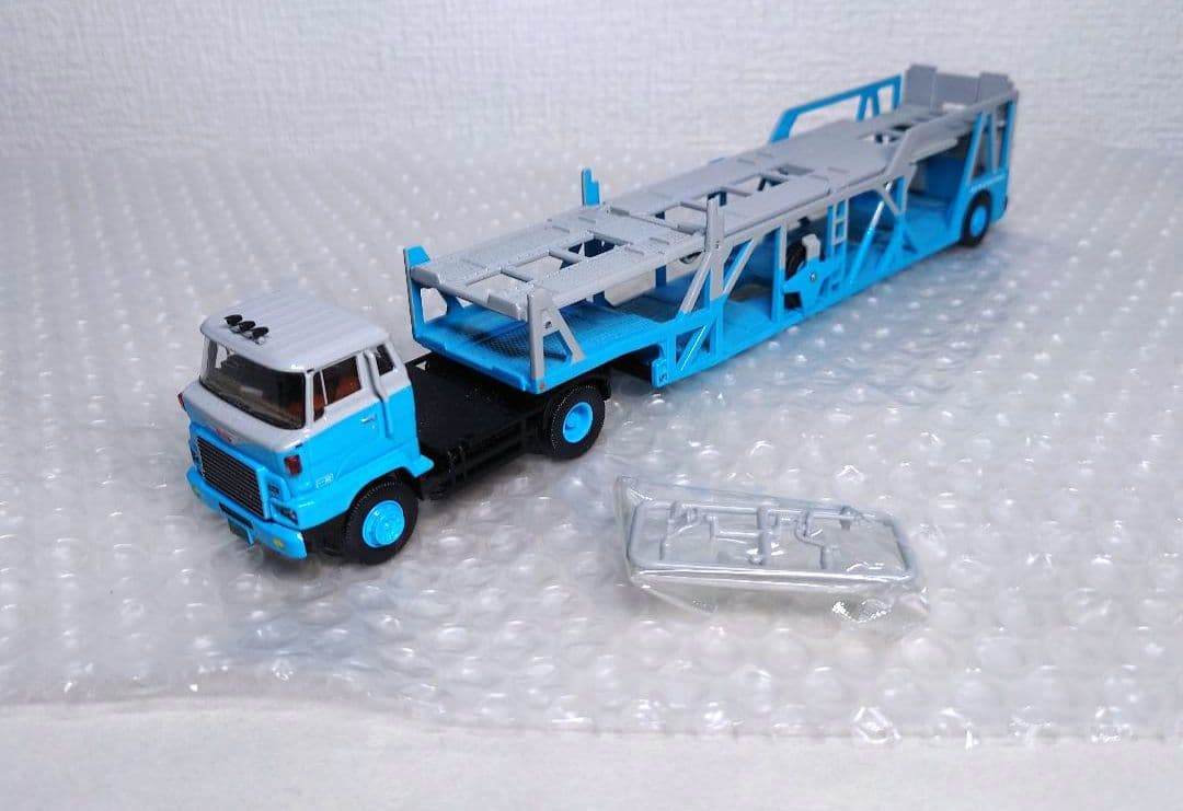 トミカビンテージネオ LV-N89 日野HE366カートランスポーター