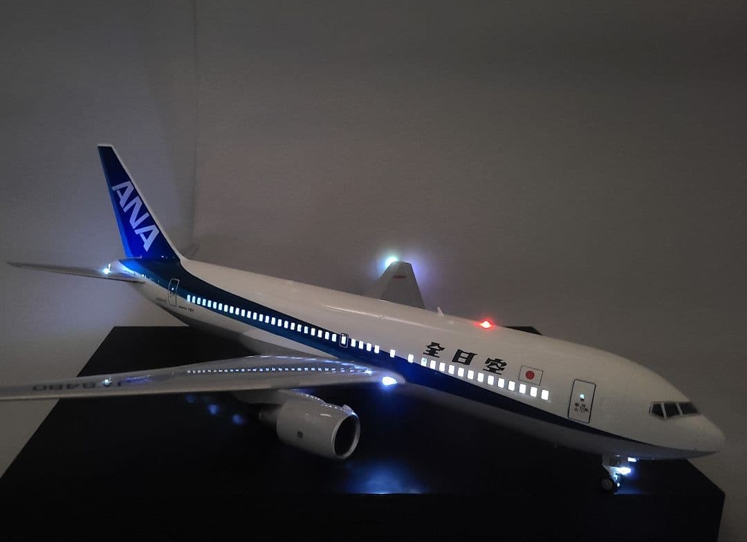 ANA BOEING 767-200 LED仕様完成品 1/100