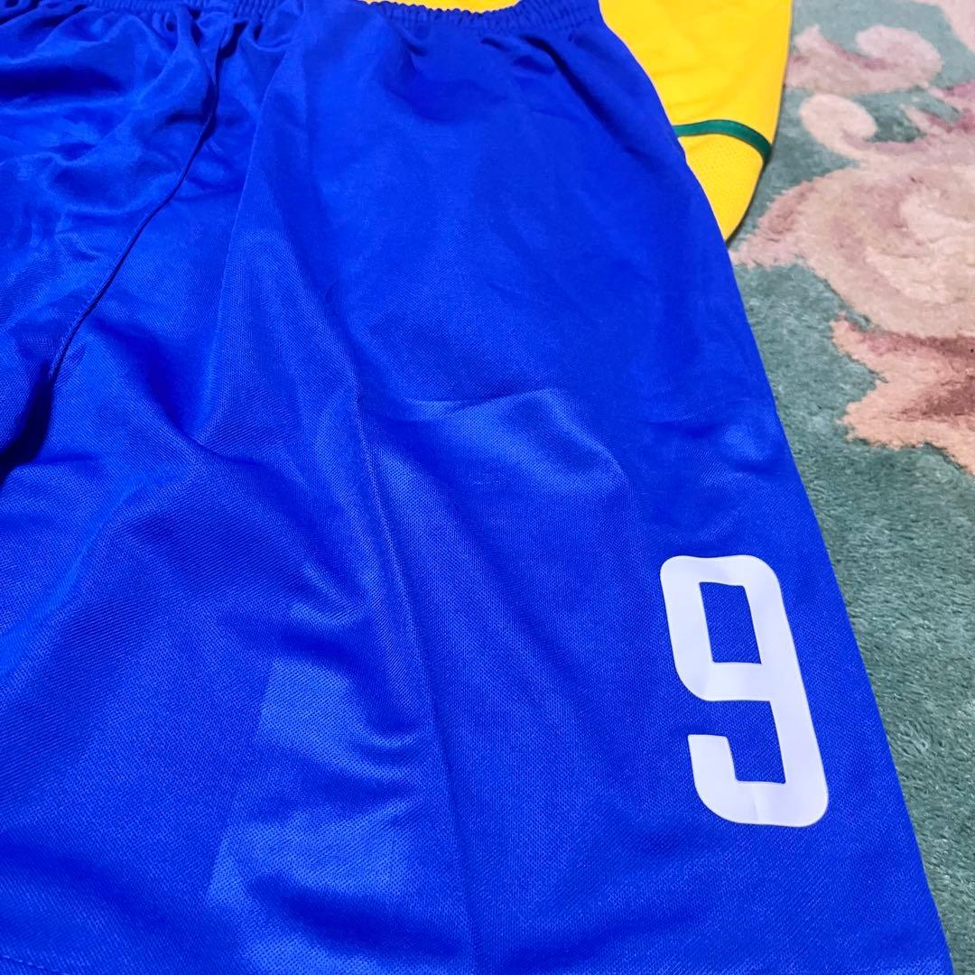サッカーユニフォーム　ブラジル代表　ロナウド　9番 Mサイズ　新品