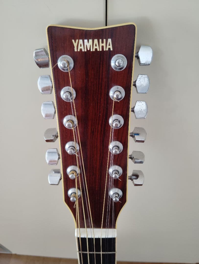 Yamaha 12弦アコースティックギター ハードケース付き