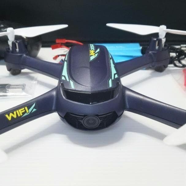 ドローン HUBSAN H216A (GPS、備品付き)