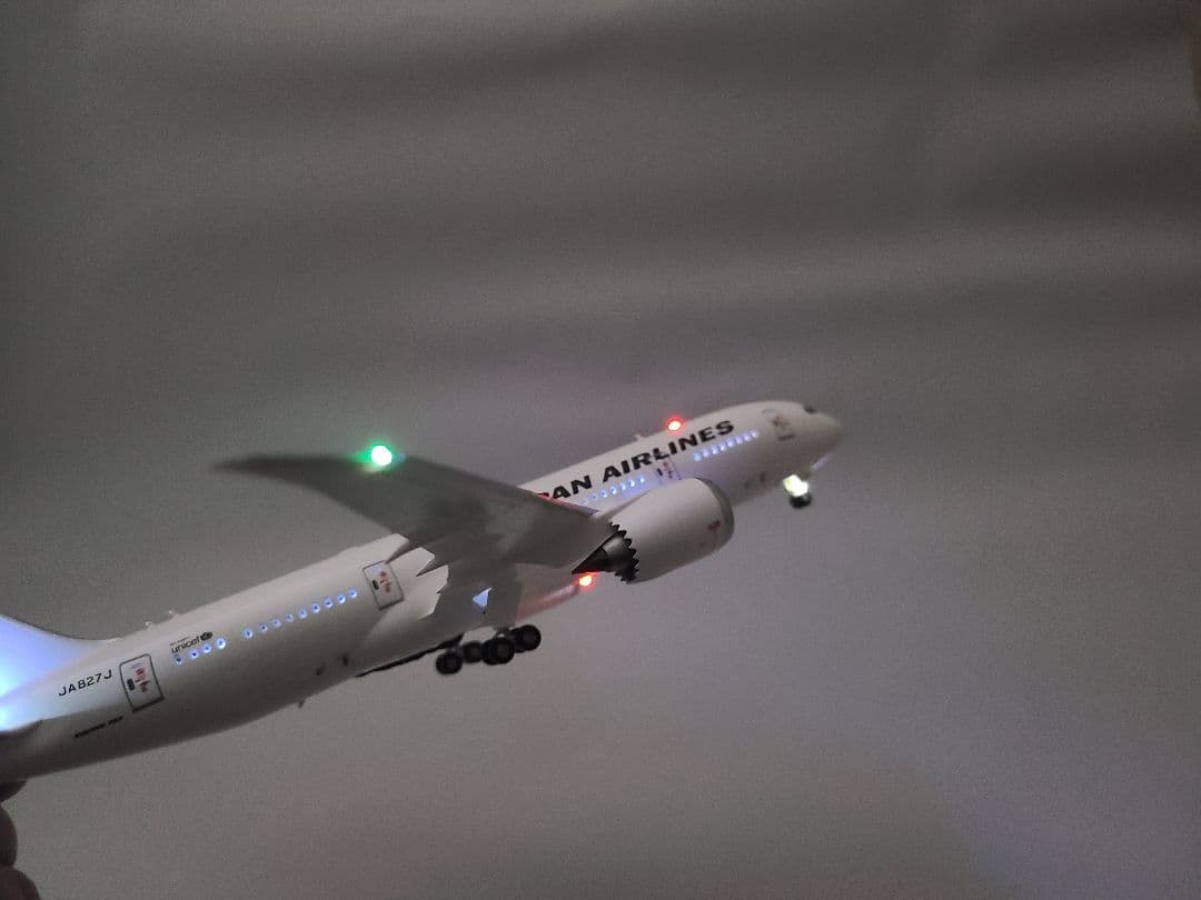 JAL Boeing 787-8 (JA827J) LED 仕様完成品