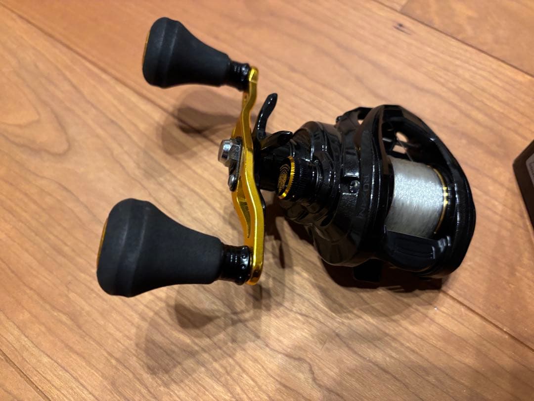 Abu Garcia Roxani Powershooter ベイトリール