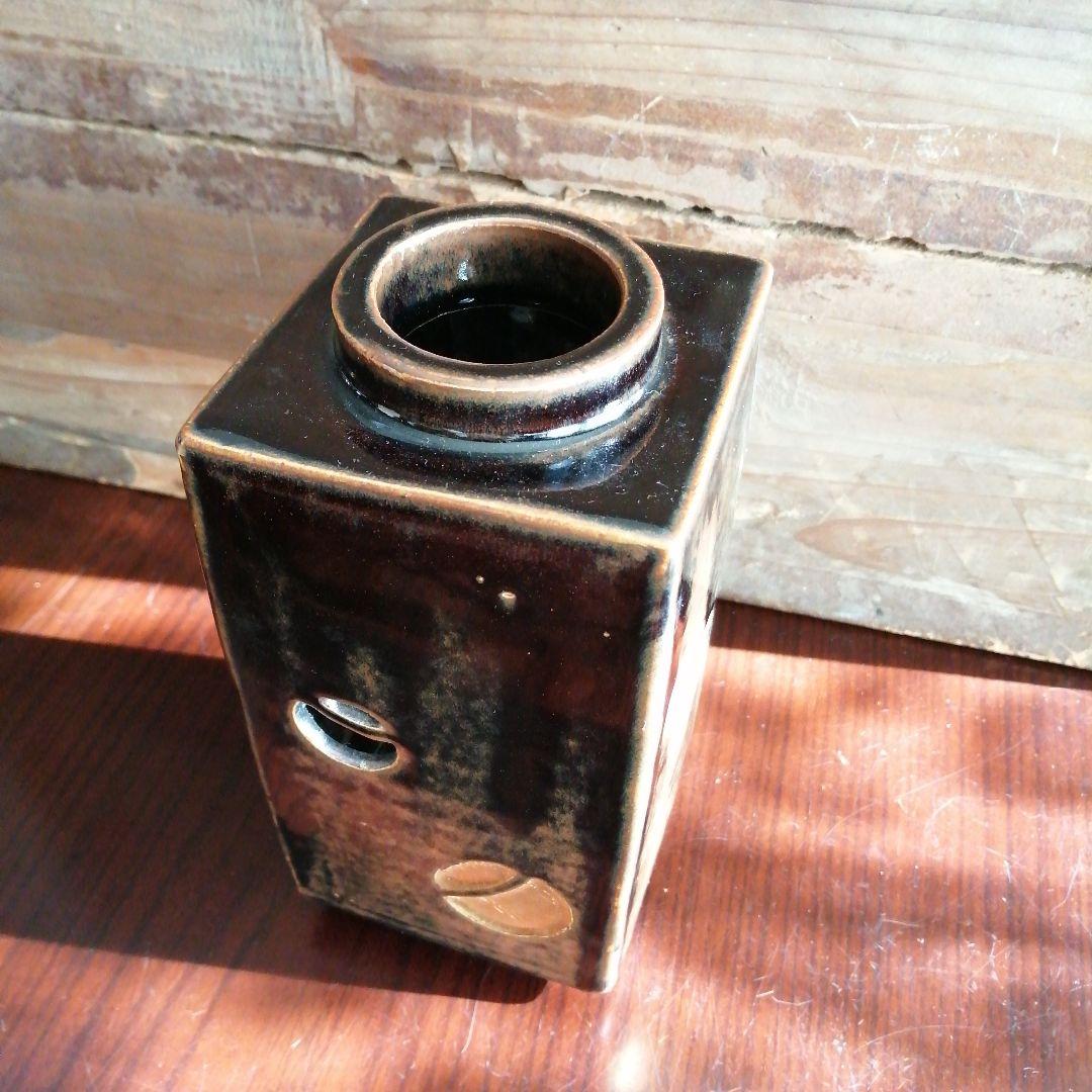膳所焼　陽炎園　透彫四方壺杓立　17.5cm