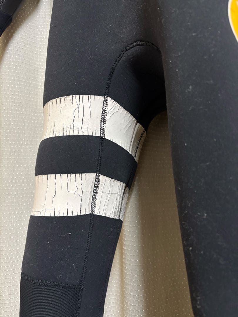 Hurley(ハーレー)5×3mm セミドライ メンズMサイズ相当