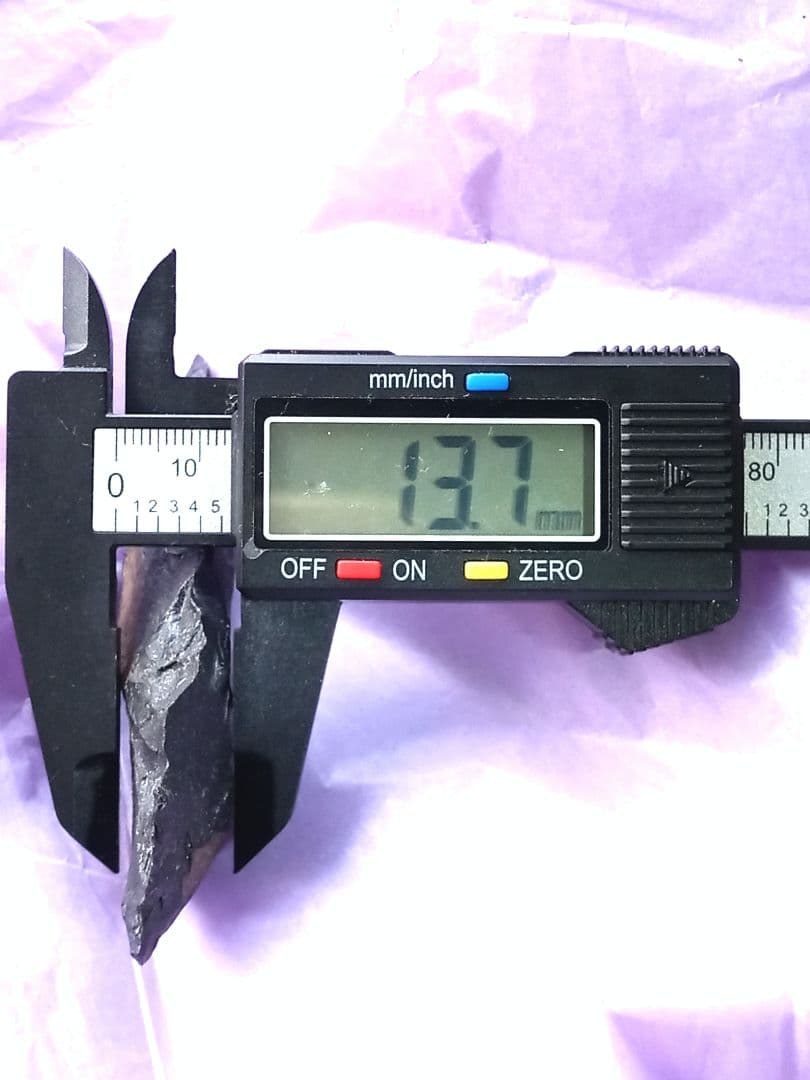 原始人… アイヌ仕様 尖頭器 a 石器 模写 サヌカイト