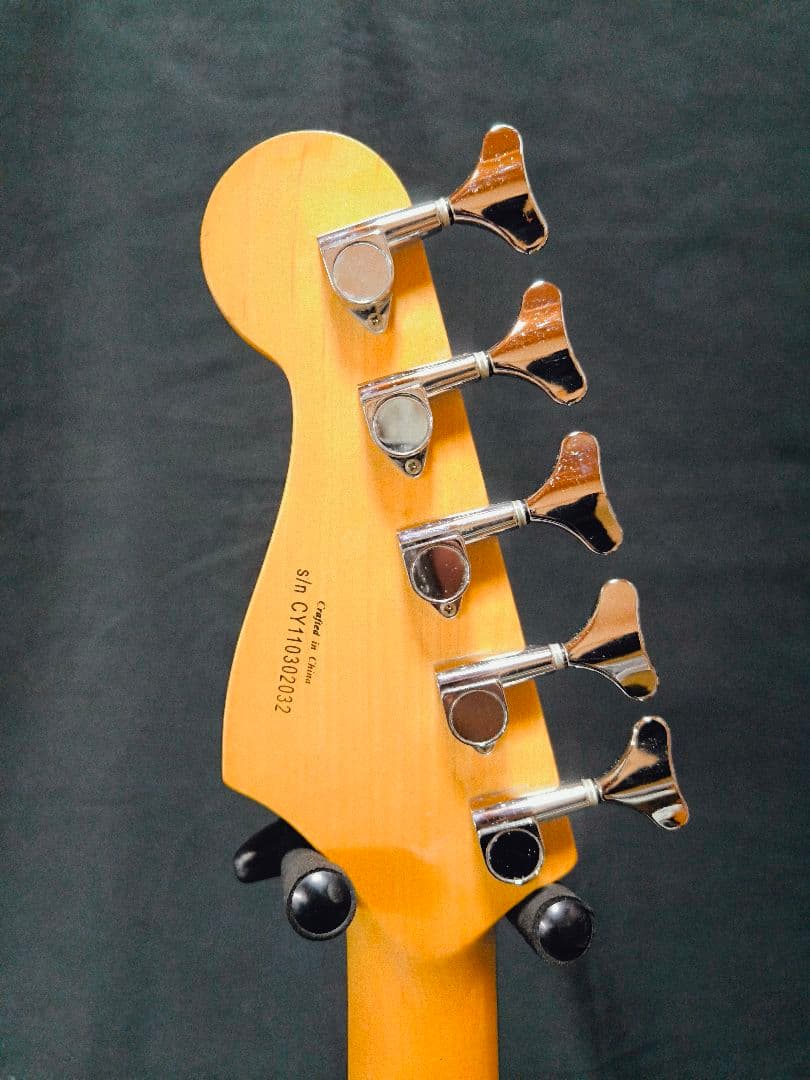 Squire by Fender Jazz Bass 5弦 ジャズベース